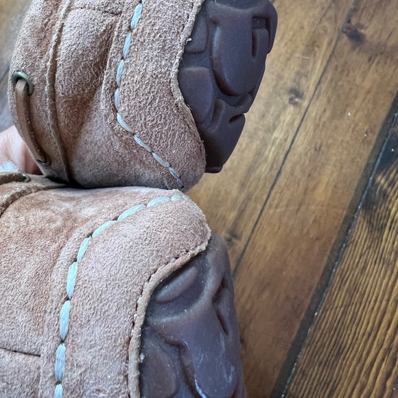 Ugg shoes - Picture 4 of 6